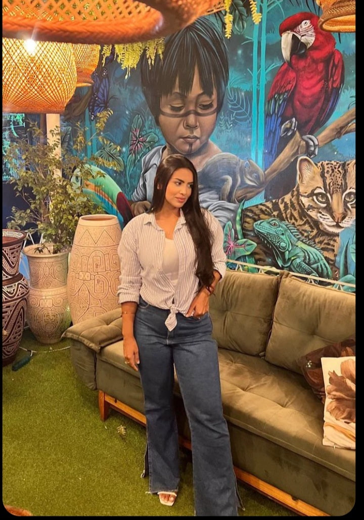 Yuliana R.